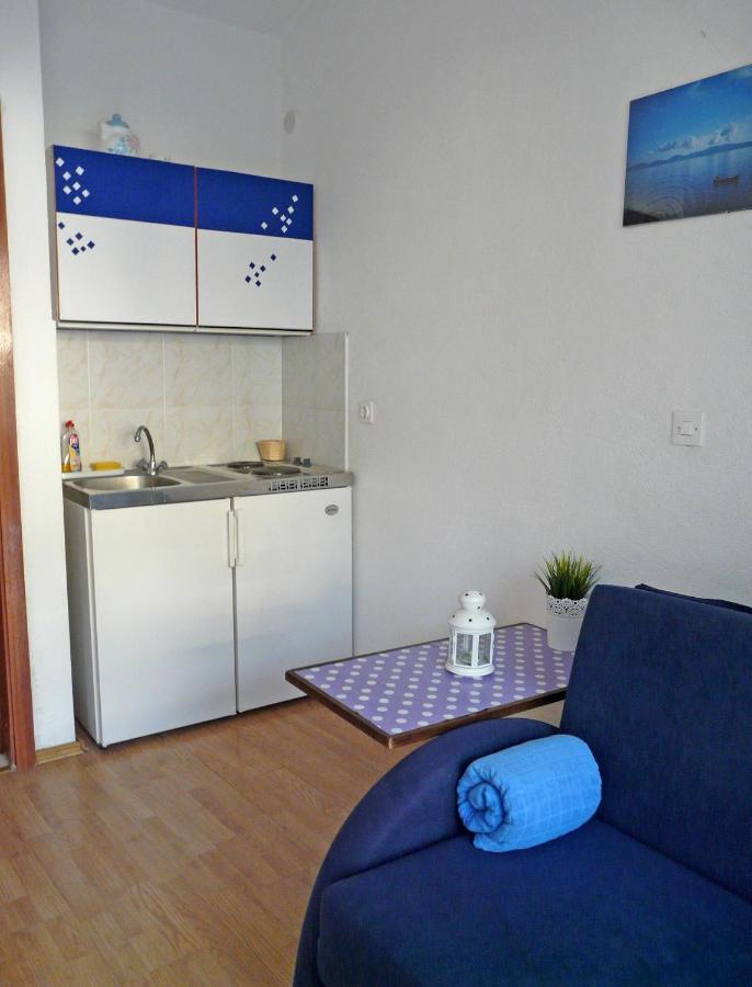 Apartments By The Sea Drvenik Donja Vala, Makarska - 6756 Eksteriør bilde