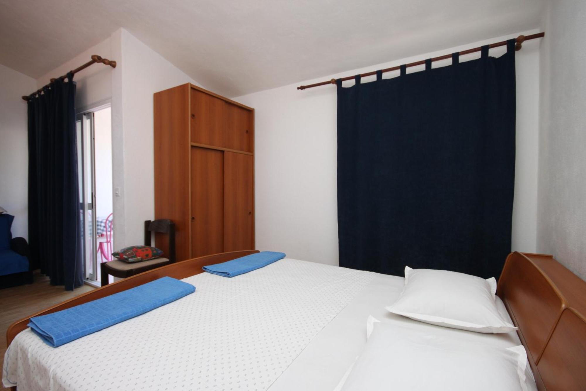 Apartments By The Sea Drvenik Donja Vala, Makarska - 6756 Rom bilde